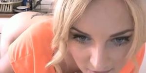 hot USA amateur teen blonde pussy rubbing insertion webcam show