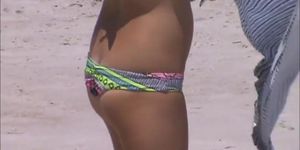nice beach teen butt crack spy