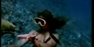 vintage soft erotica (underwater striptease)