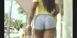 latina walking in booty shorts