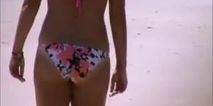 candid teen beach spy 27 white big jiggly booty
