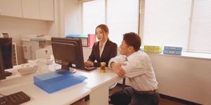The staff finds his boss a call girl and intimidates her to be the company's bitch (Ayaka Tomoda)