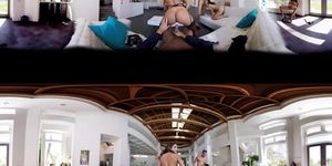 August ames 3 some vr