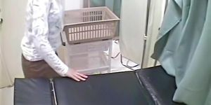 Great spy cam view of amateur pussy under medical exam