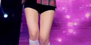 Momo's Thighs Look Better With Cum