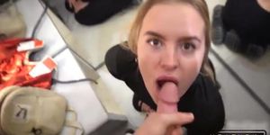 Babe Gets Public Risky Blowjob in Fitting Room Close to be Caught