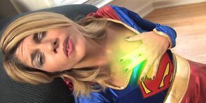 Supergirl gets Lex Luthor and fucks him rough