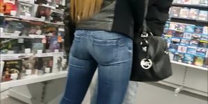 I'm interested in her ass