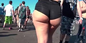 Big ass on parade