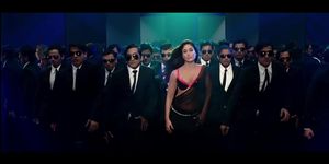 Kareena Heroine song (Kareena Kapoor)
