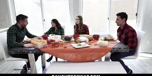 Daughterswap - Daughters Screw Each Others Dads On Thanksgiving (Naomi Blue)