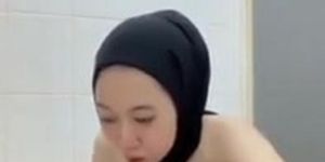 Awek Tudung Sangap Suka Lancap