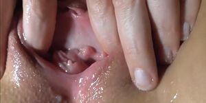 German Amateur Creampie - Geile Sperma-Fotze