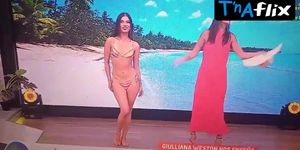 Maju Mantilla Bikini Scene  in Latina Noticias