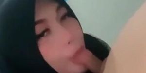 Hijabers Cantik Ngemut Kontol Pacar