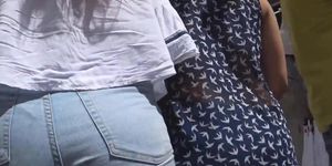 big bubble butt jean shorts