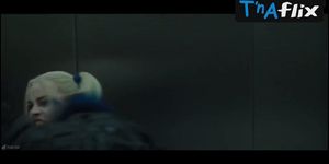 Margot Robbie Butt,  Thong Scene  in Suicide Squad