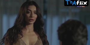 Heena Panchal Underwear Scene  in Koi Jaye Toh Le Aaye