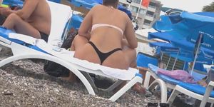 big bubble ass brunette bikini