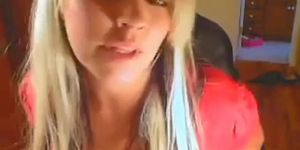 Blonde MILF with a Big Ass and Tits on Webcam (Gorgeous )