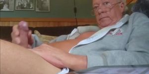 Amateur Norwegian Daddy Handjob