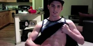 Twink Jerks Off on Webcam in His Apartment