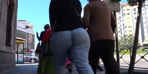 Candid Spanish big butts from GLUTEUS DIVINUS