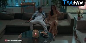 Heena Panchal Underwear Scene  in Koi Jaye Toh Le Aaye