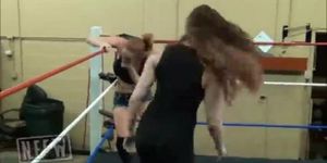 Taeler Hendrix vs. Jessie Belle