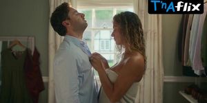 Manon Azem Sexy Scene  in Fifteen-Love