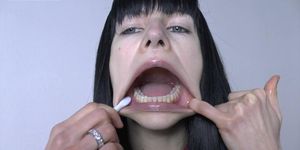 Sharada - Mouth Stretching Object Insertion