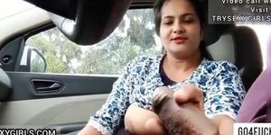 Desi Gf Ko Birthday Gift Dheke Chodha Car Me - Hindi Audio - Ko Ko