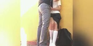 FOLLANDO RÃ¡pido en la ESCUELA! Estudiantes Mexicanos COGIENDO AtrÃ¡s de los SALONES! Sexo PUBLICO Amateur! porno