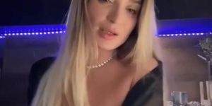 Ivy_Bae smoking 20