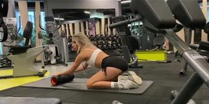 Blonde at the gym wanted to suck cock