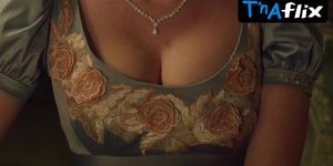 Paulina Galazka Breasts Scene  in Niepewnosc