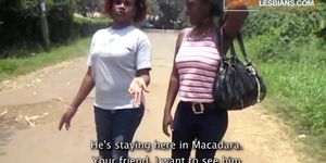 2 Black Amateur Lesbians Public Outdoor Meeting Ends In Shower To Cool Off