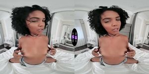 TmwVRnet - Selva Lapiedra - Bored and sex-hungry ebony