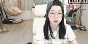 Cute Korean Streamer 1