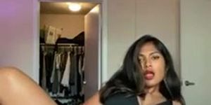 Viral Sex Video Of A Hot Mumbai Model.