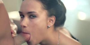 Blowjob Time With This Erotic Sensual Beautiful Girl