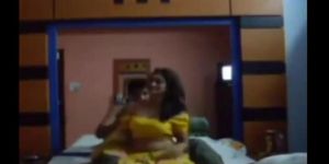 FUCK BHABI IN HOTEL