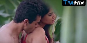 Gehana Vasisth Sexy Scene  in Mann Marzi