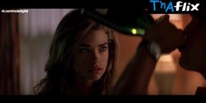 Theresa Russell Sexy Scene  in Wild Things (Denise Richards)