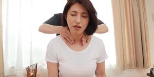 Saki Oishi, A Big Tits Chiropractic Clinic That Makes Go Crazy With Her Exquisite Breast Massage