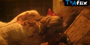Lauren Staerck Body Double,  Butt Scene  in Cinderella'S Revenge