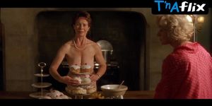 Helen Mirren Butt,  Breasts Scene  in Calendar Girls