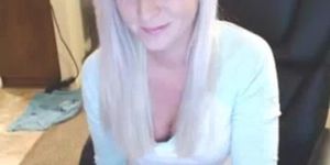 Hot Teen Blonde Chatting On Webcam 5