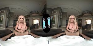 Brandi Love Trains You Not To Cum VR