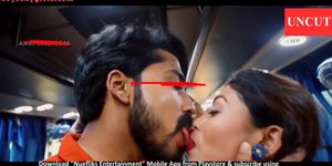 Sexy Indian Hot Kavita Ke Saath Bus Me Chudai